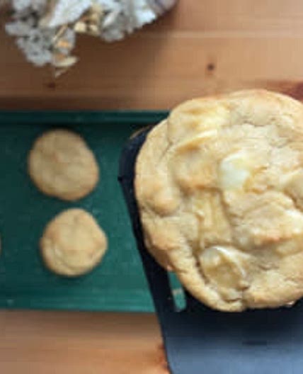 White chocolate cookies