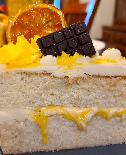 White Cloud Cake