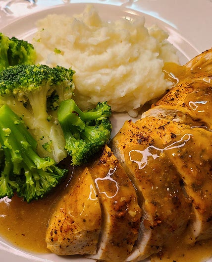 Baked Chicken and Gravy