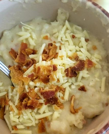 Slow Cooker Loaded Potato Soup