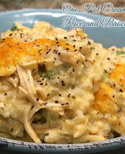 CREAMY CHICKEN & RICE CASSEROLE