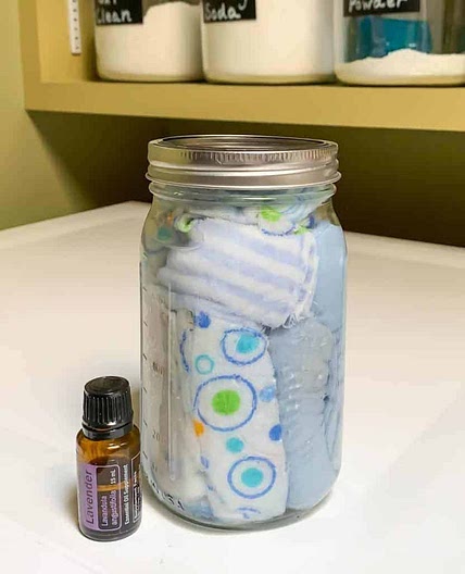 DIY Natural Dryer Sheets