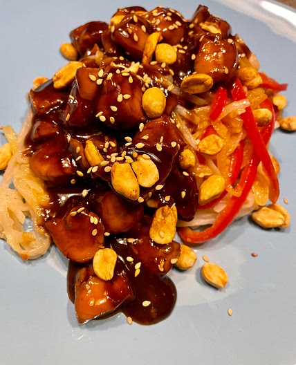 Hoisin chicken and rice noodles stir fry