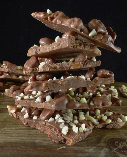 5 Minute Daim Bar & Almond Bark