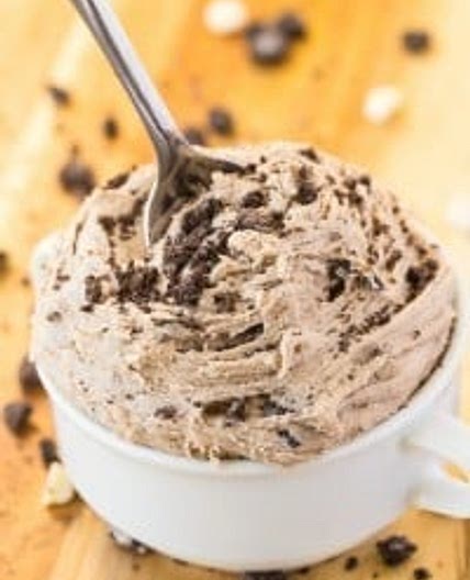 Healthy Cookies and Cream Dip for One