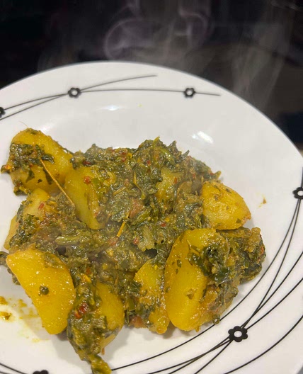 Aloo Palak / Palak Chicken