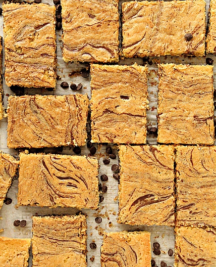Almond Flour Cookie Bars