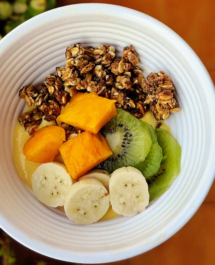 Granola bowl