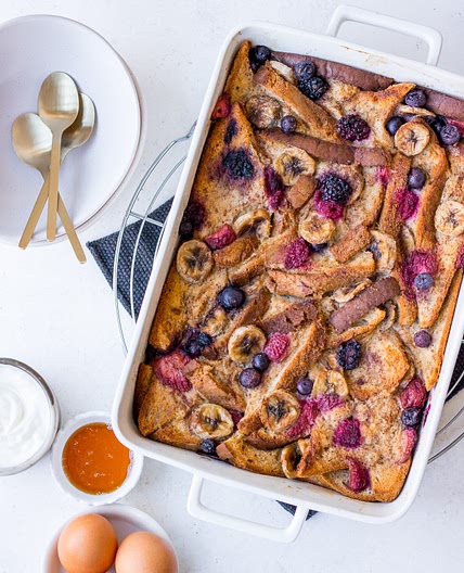 Banana Berry Baked French Toast