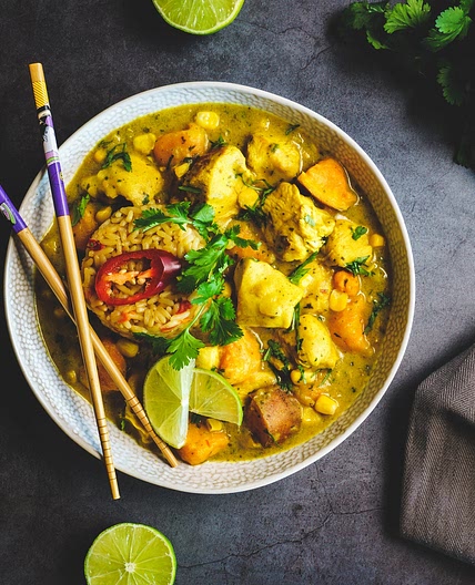 Turmeric & Coconut Thai Curry by Pureety