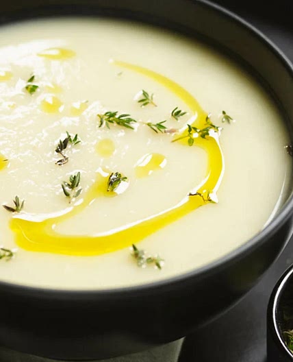 Parsnip and apple soup