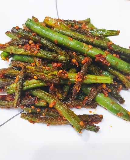 P.F. Chang's Spicy Green Beans - Simple