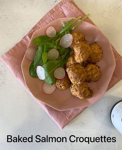 BAKED SALMON CROQUETTE