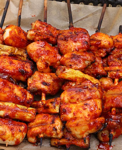 Spicy Korean chicken skewers (dak-kkochi: 닭꼬치)