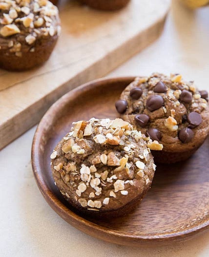 Flourless Oatmeal Banana Nut Muffins