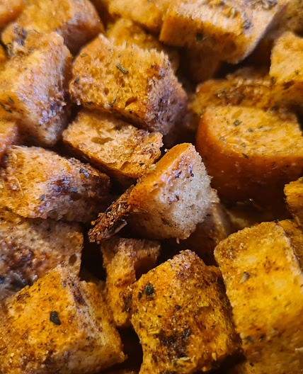 Krutonger med hvitløk og parmesan