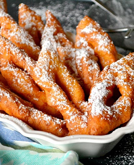 Lithuanian Farmer Cheese Fried Pastry Strips / Varškės žagarėliai