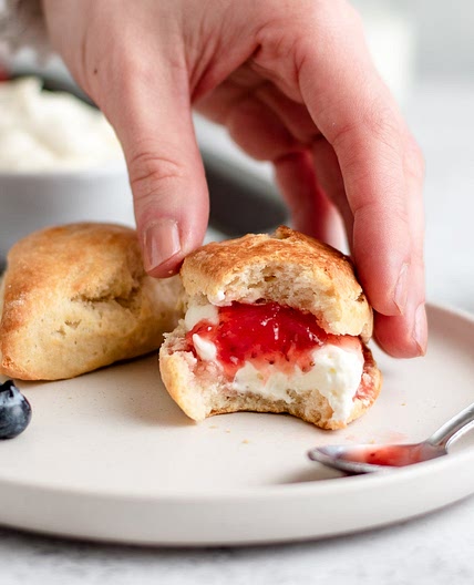 Easy Scones
