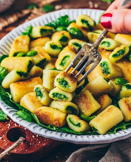 Stuffed Gnocchi with Spinach Pesto