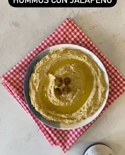 HUMMUS ON FIRE!! 🔥 Hummus with Jalapeño 