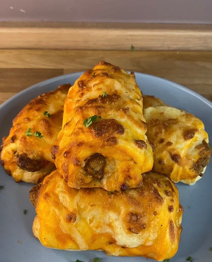 Mini Chicken Parm Pizza Rolls