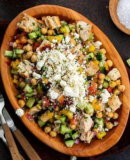 Mediterranean Chickpea Salad - healthy life