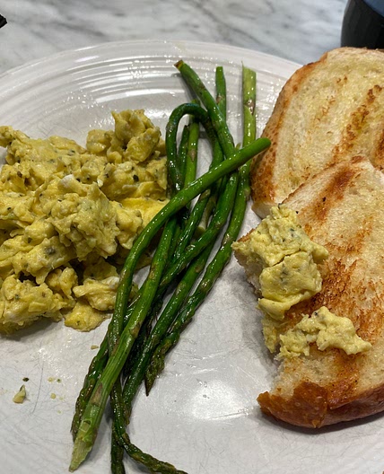 Mediterranean Scrambled Eggs with Garlic and Basil