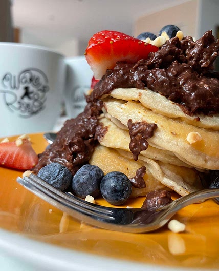 Vegane Haferpancakes mit Schoko Porridgeüberzug