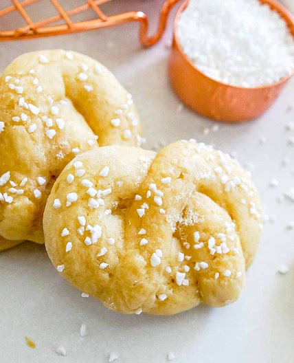 Swedish Sweet Pretzels (Kringlor)