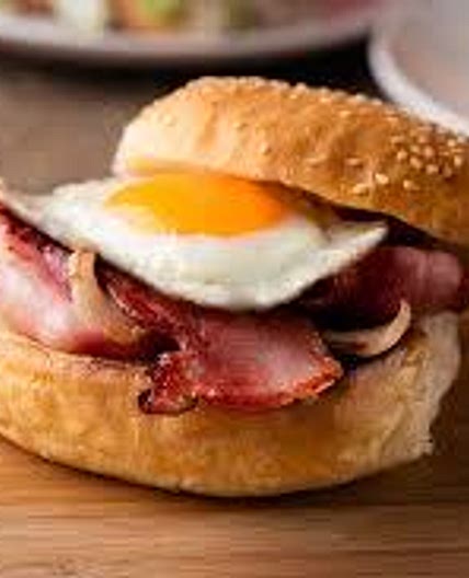 Bacon and egg roll 297 calories *