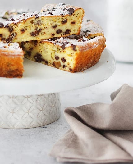 Torta cremosa alla ricotta con cioccolato e pistacchi