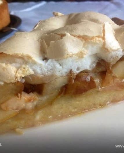 Пирог с безе