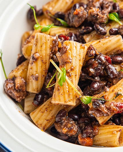 Rigatoni Pasta With Minced Lamb and Beef
