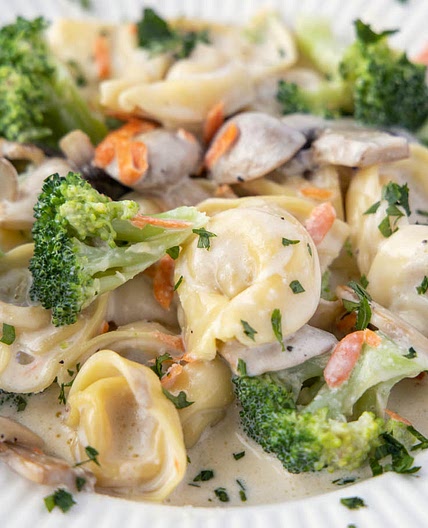 Tortellini and Broccoli Alfredo