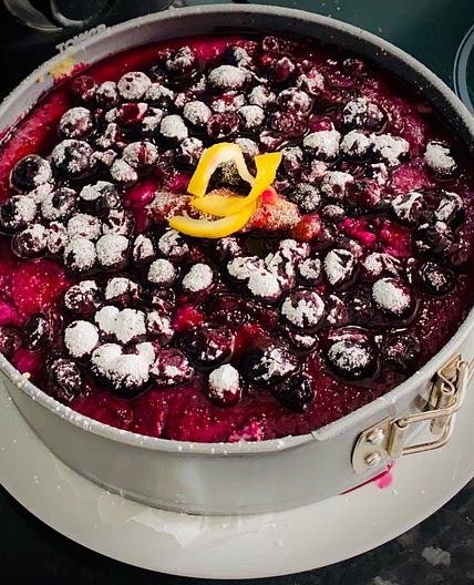 Vegan no bake blueberry cheesecake 