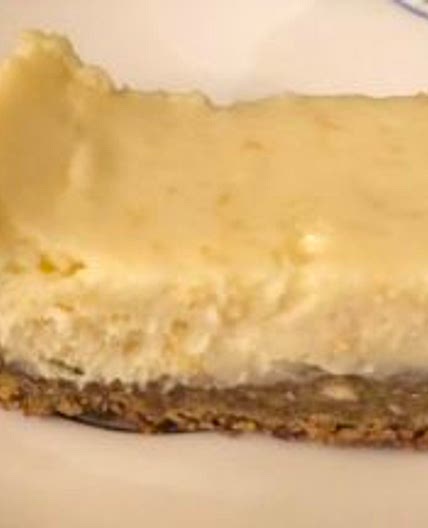 Lemon Bars with an extra crunch - Bite The Road
