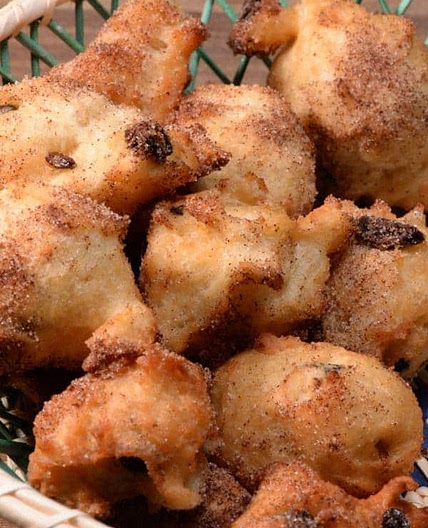 Lesotho Cinnamon Rolls (Makoenva)