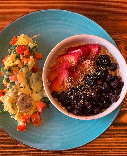 Oatmeal and eggs 