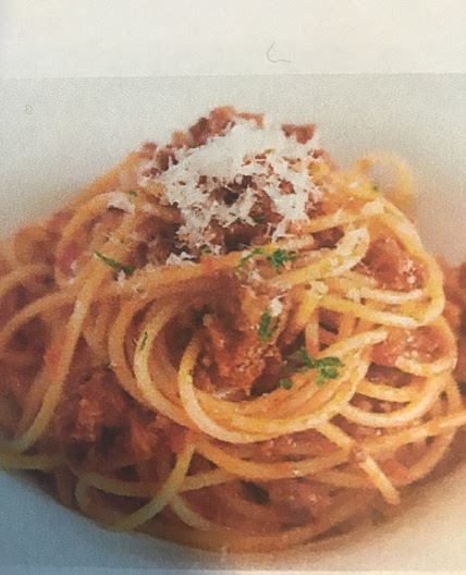 Spaghetti and Garlic Bread 