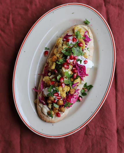 Pita with kebab-roasted cauliflower, red cabbage salad and hummus