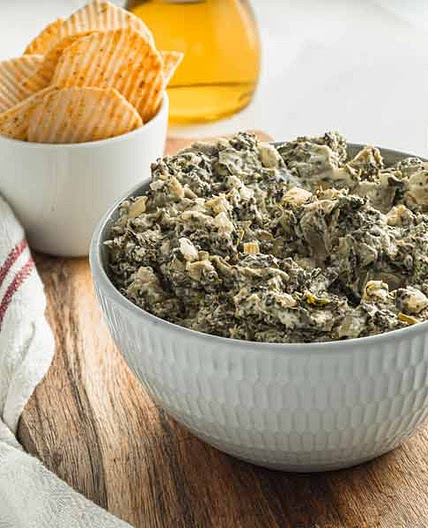 Healthy Spinach and Artichoke Dip