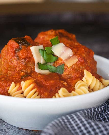 Beef Meatball Recipe with Homemade Pasta Sauce for the Instant Pot