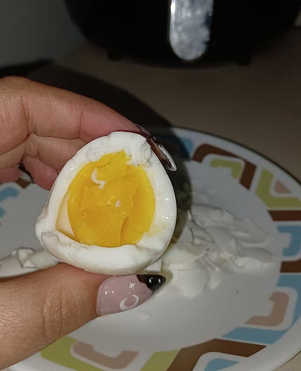 Air Fryer Hard-Boiled Eggs