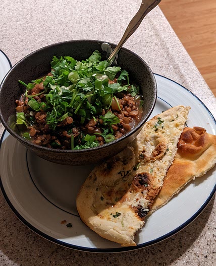 "mulligatawny" soup with lentils and spinach
