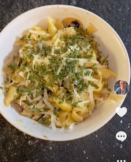 Creamy Mushroom Pasta
