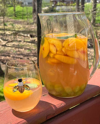 Peach Sangria 