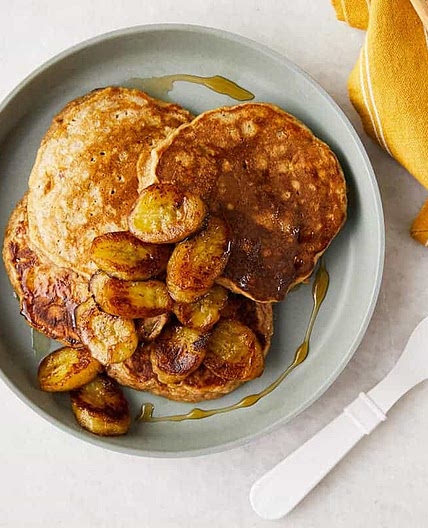Banana Oatmeal Pancakes (with Extra Protein)