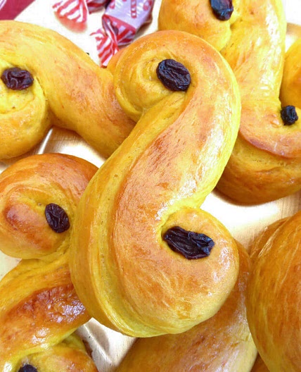 Swedish Lussekatter (saffron buns)