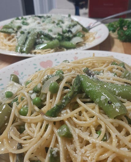 Pasta Primavera With Asparagus and Peas