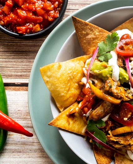 Chicken Fajita Loaded Nachos by Pureety